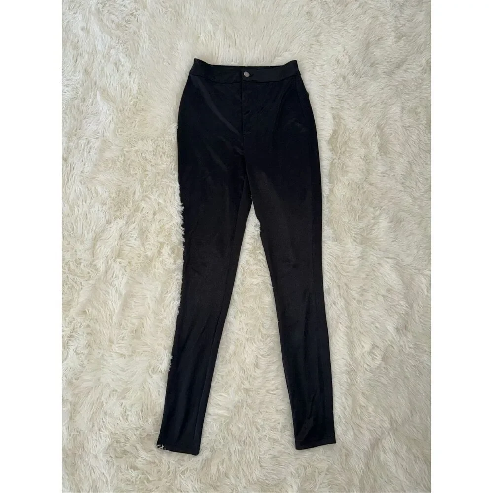 SKIMS size XS black pant high waisted